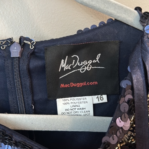 NWT Mac Duggal Sequined Asymmetrical Floral Long Sleeve Midi Dress 93624 - Picture 7 of 8